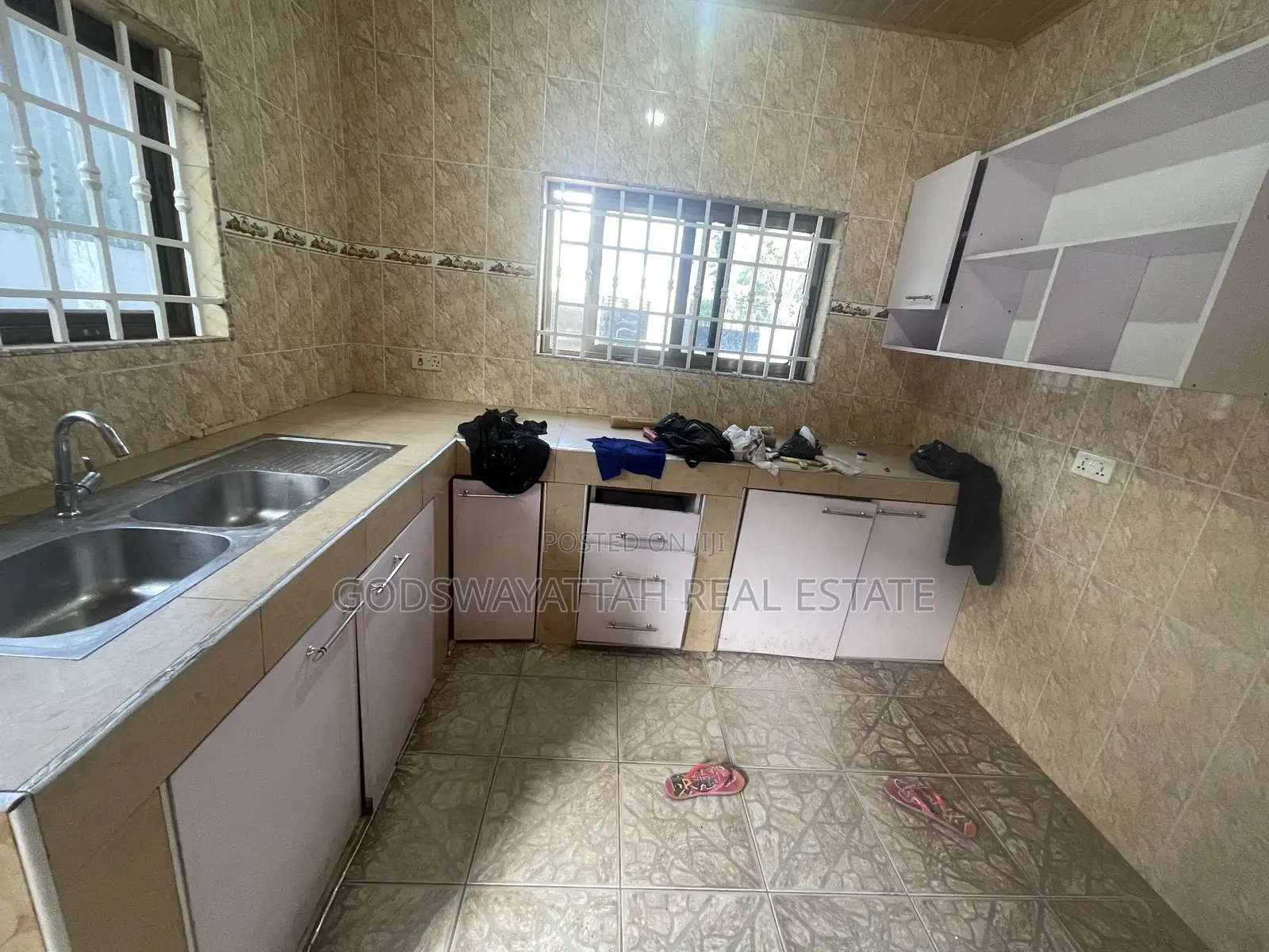 3bdrm House in East Legon, Adjiriganor for rent