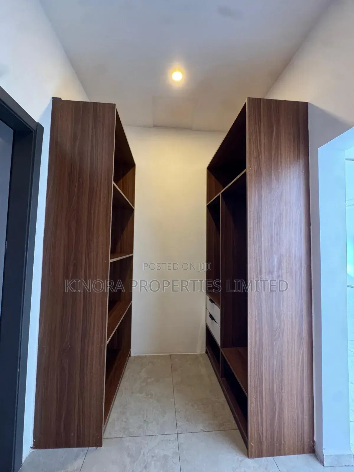 4bdrm Duplex in Ability Square for rent