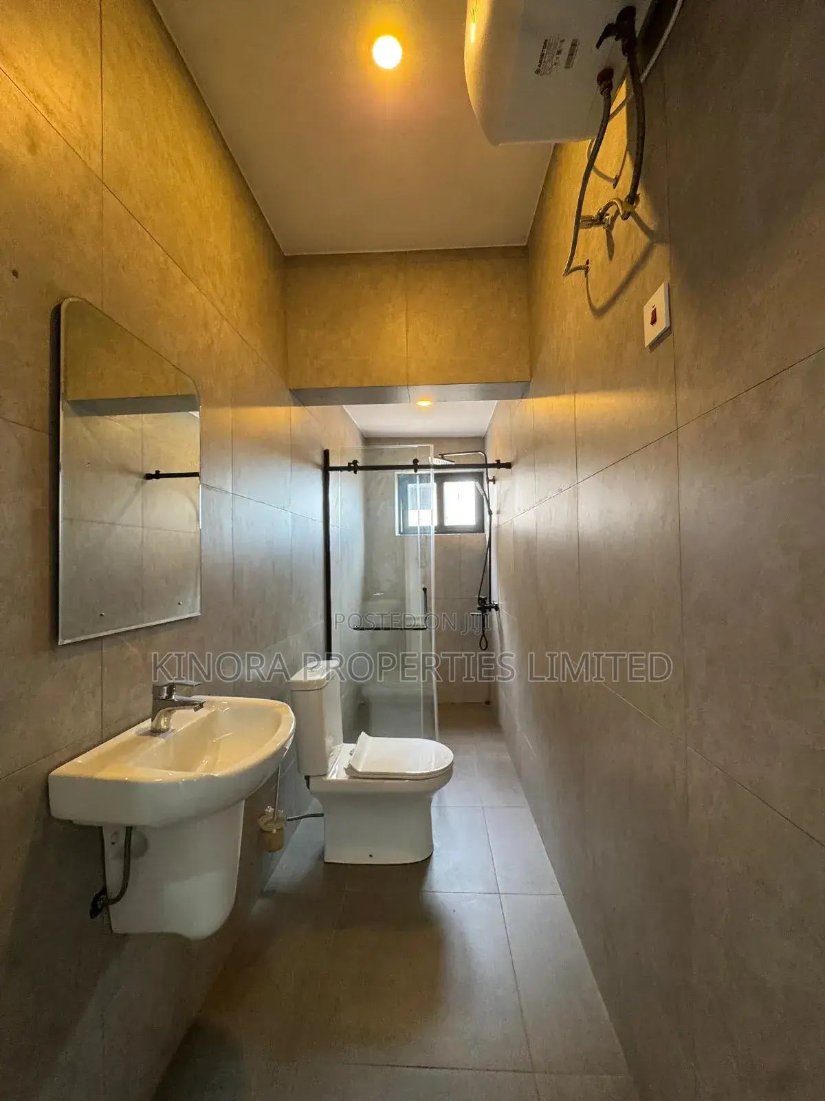 4bdrm Duplex in Ability Square for rent