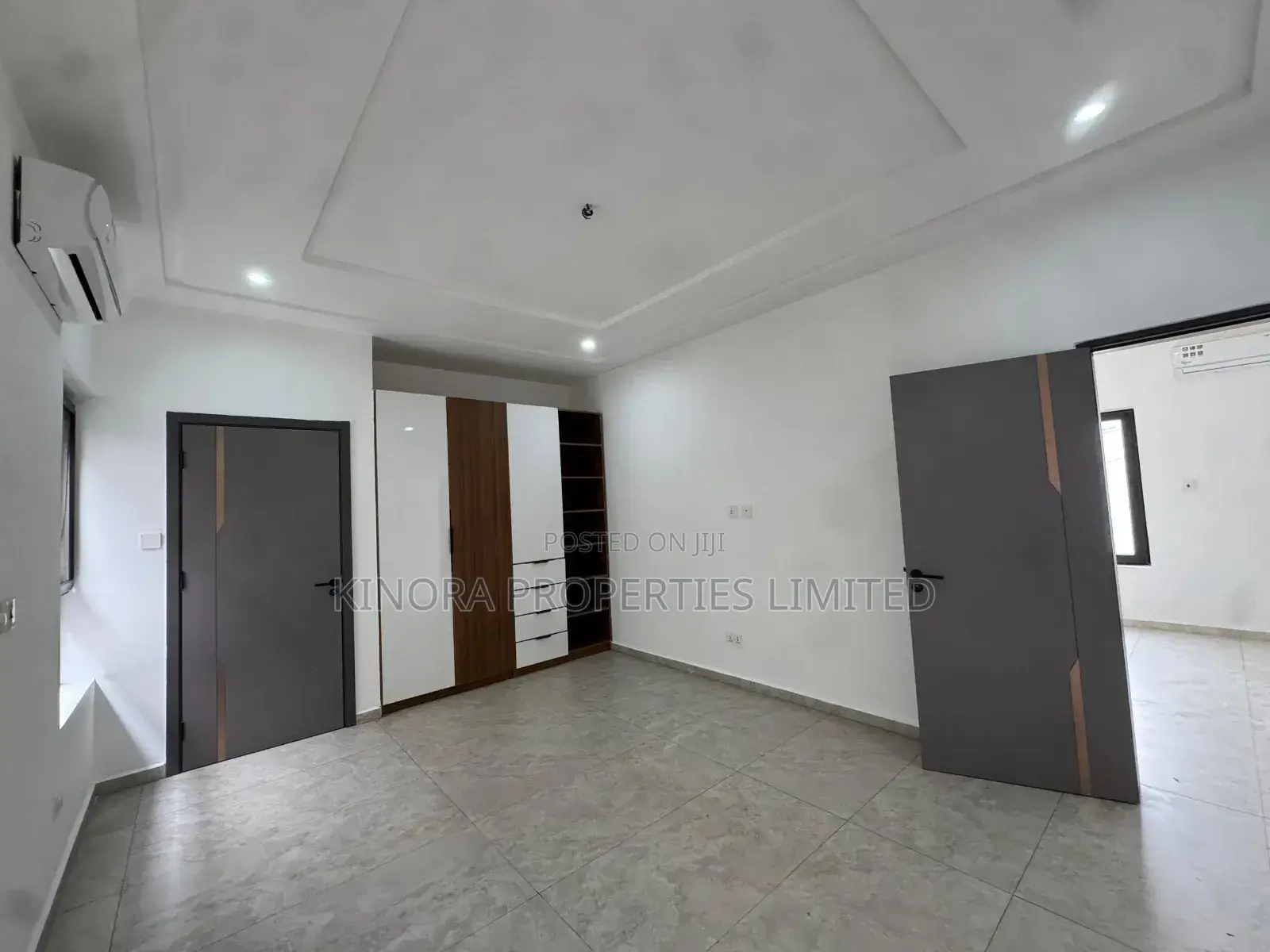 4bdrm Duplex in Ability Square for rent