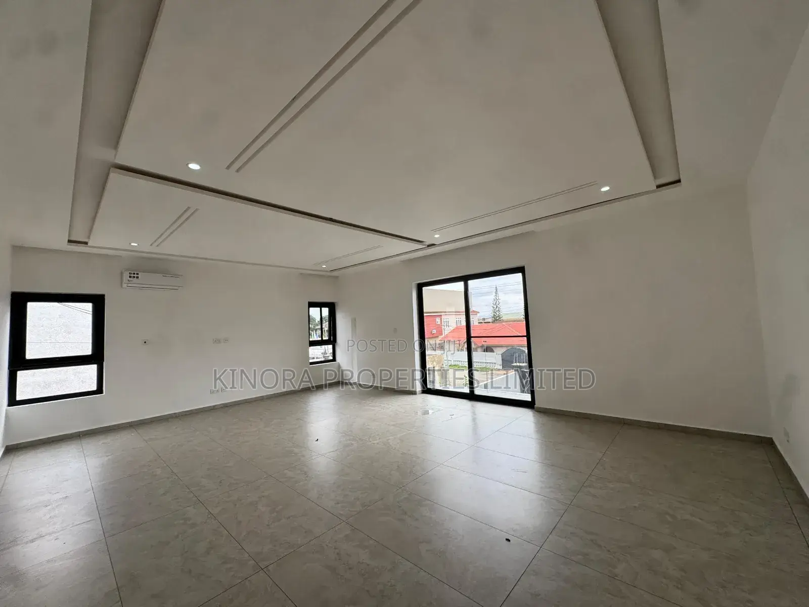 4bdrm Duplex in Ability Square for rent