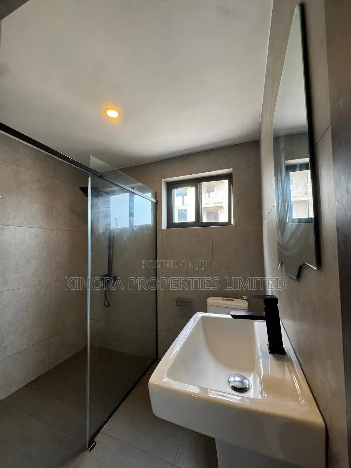 4bdrm Duplex in Ability Square for rent