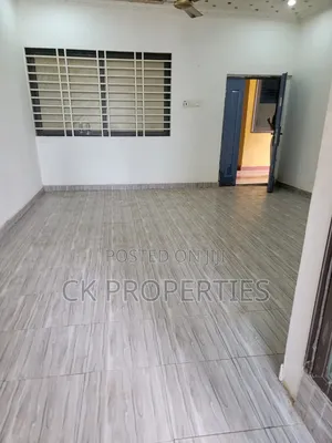 Mini Flat in Dome for rent