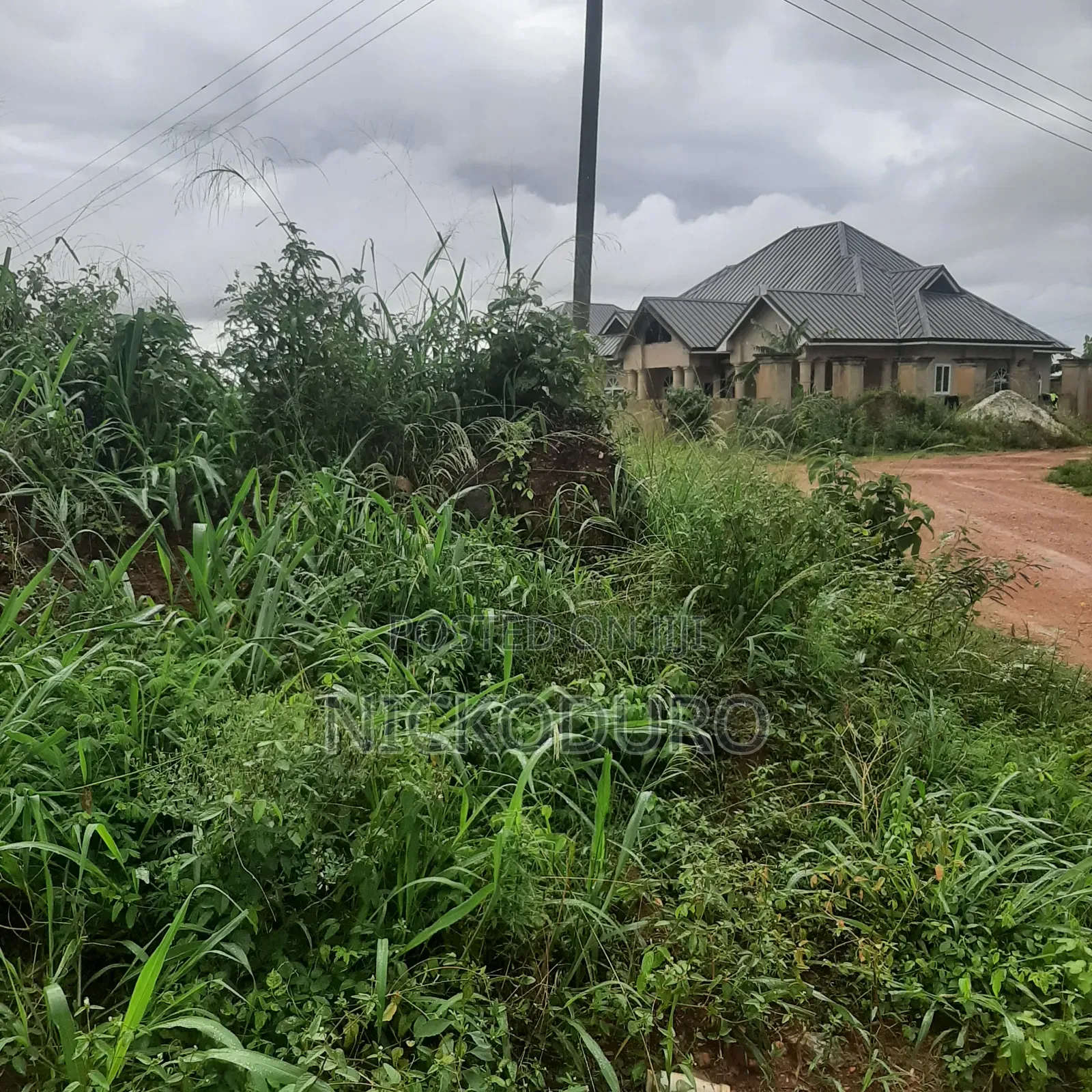 5bdrm House In Kumasi Metropolitan For Sale