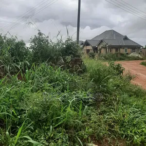 5bdrm House In Kumasi Metropolitan For Sale