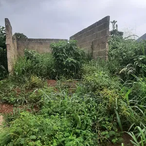 5bdrm House In Kumasi Metropolitan For Sale