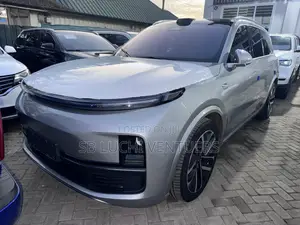 Li Auto L9 1.5 Hybrid AWD 2022 Black