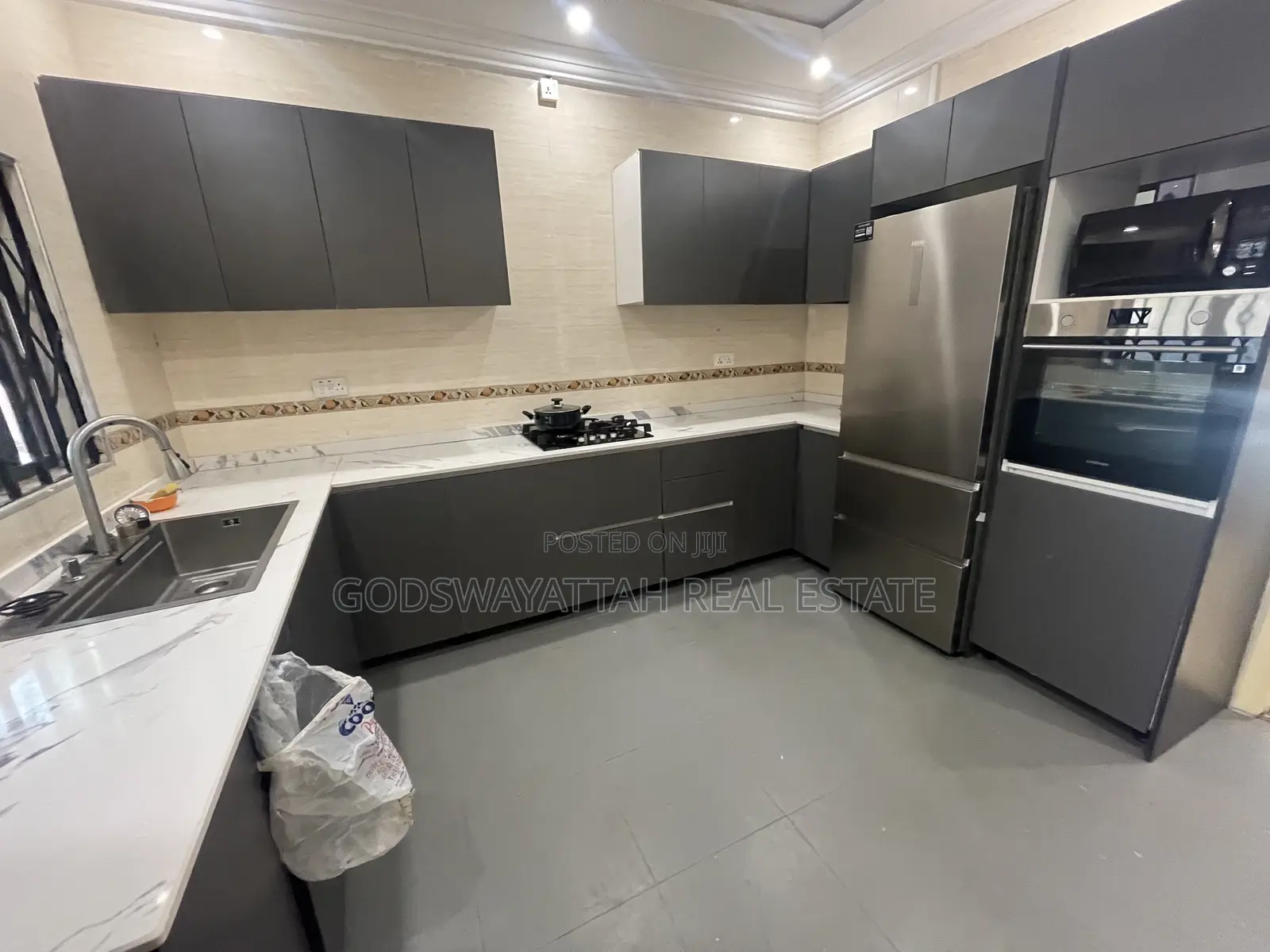 3bdrm House in East Legon, Adjiriganor for rent