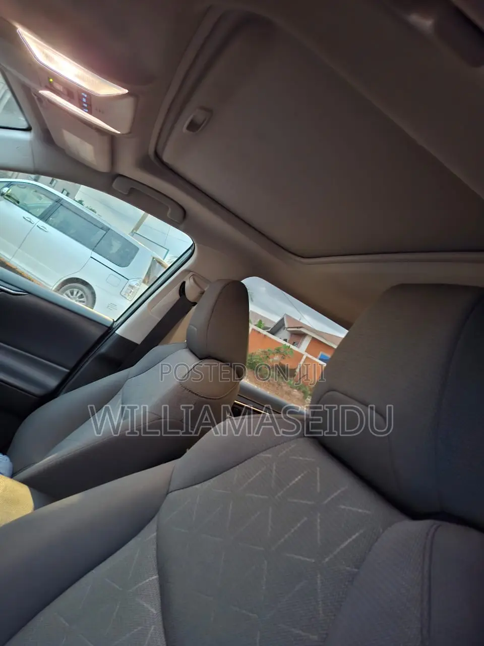Toyota RAV4 XLE Premium AWD 2023 Gray