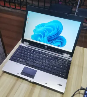 Laptop HP EliteBook 8440P 4GB Intel Core i5 HDD 250GB