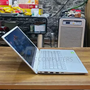 New Laptop Dell Inspiron 14 16GB Intel Core i7 SSD 1T