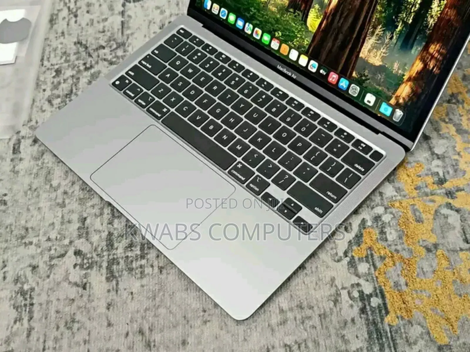 New Laptop Apple MacBook Air 2020 M1 16GB Apple M1 SSD 512GB