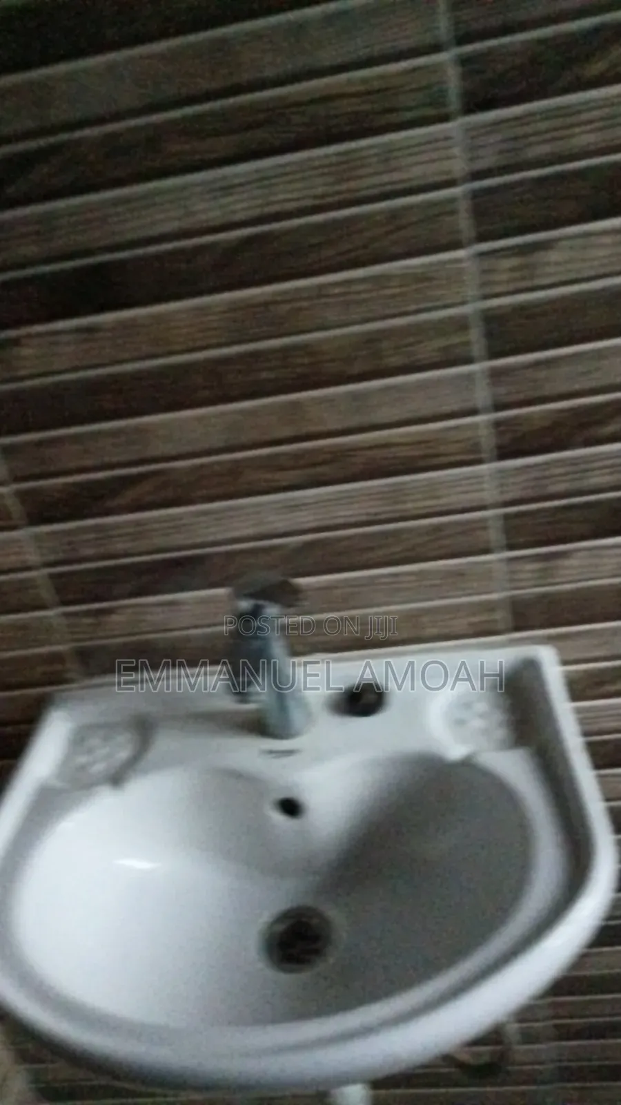 2bdrm Apartment in Adekopa, Amasaman for rent