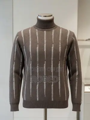 Pullover for the Season