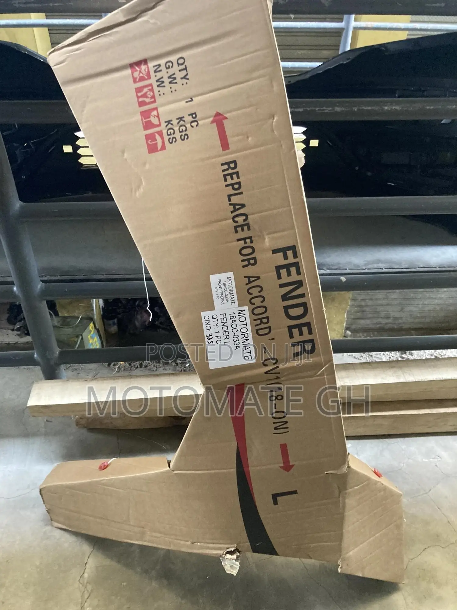 Honda Accord 2018,2019,2020,2021,2022 Fender Pair