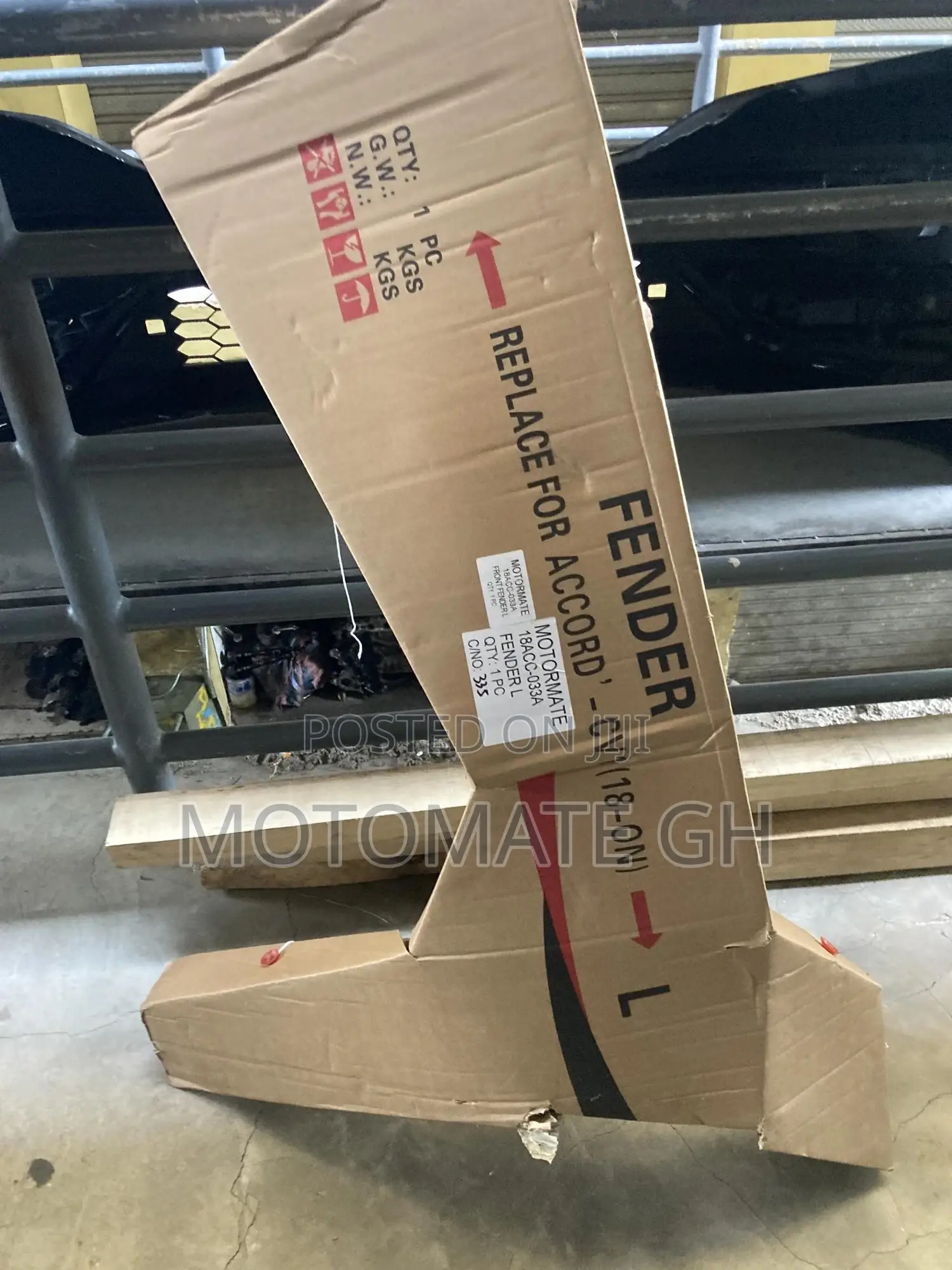 Honda Accord 2018,2019,2020,2021,2022 Fender Pair