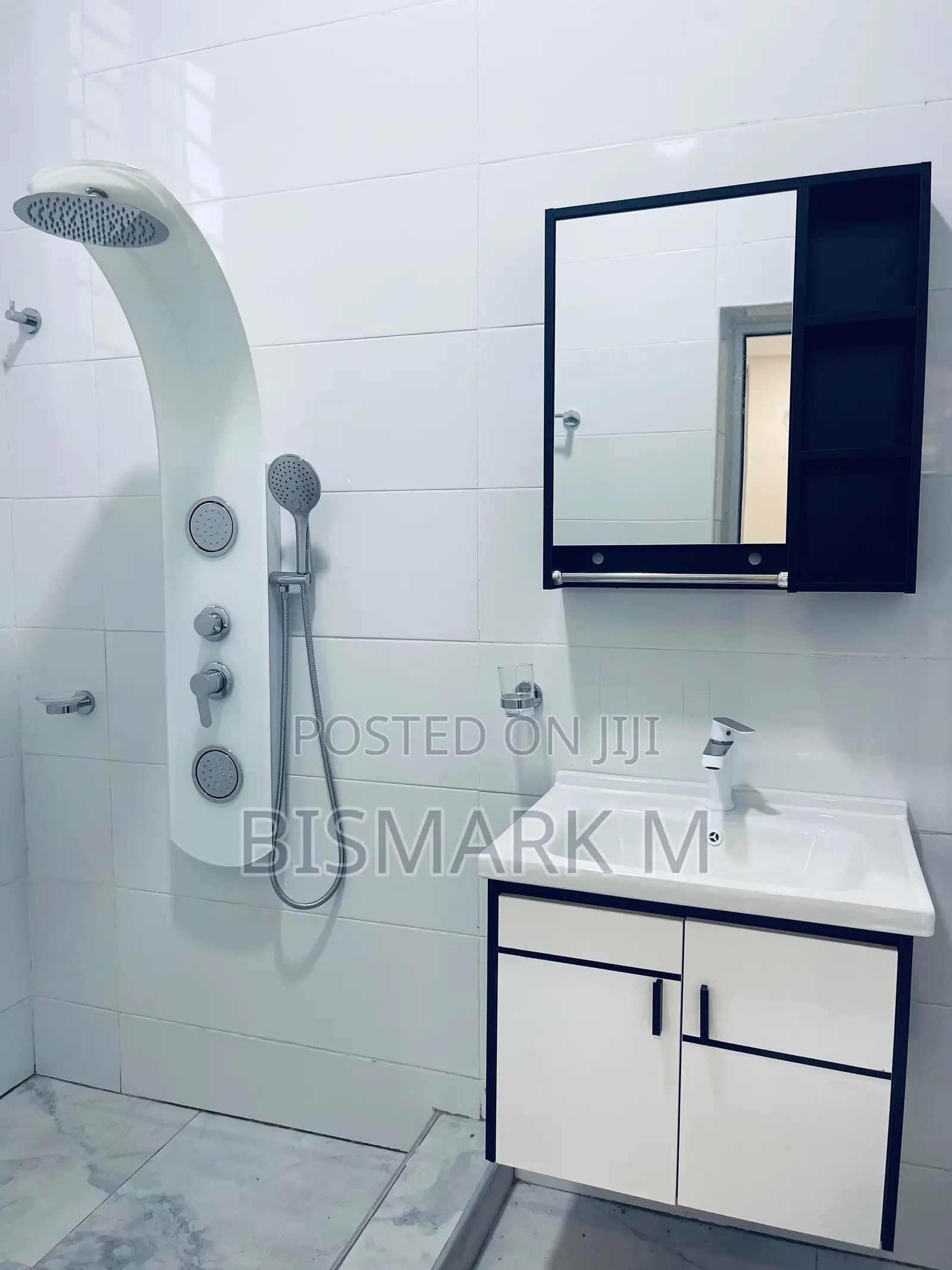4bdrm House in Lakeside Estate, Ashaley Botwe for rent