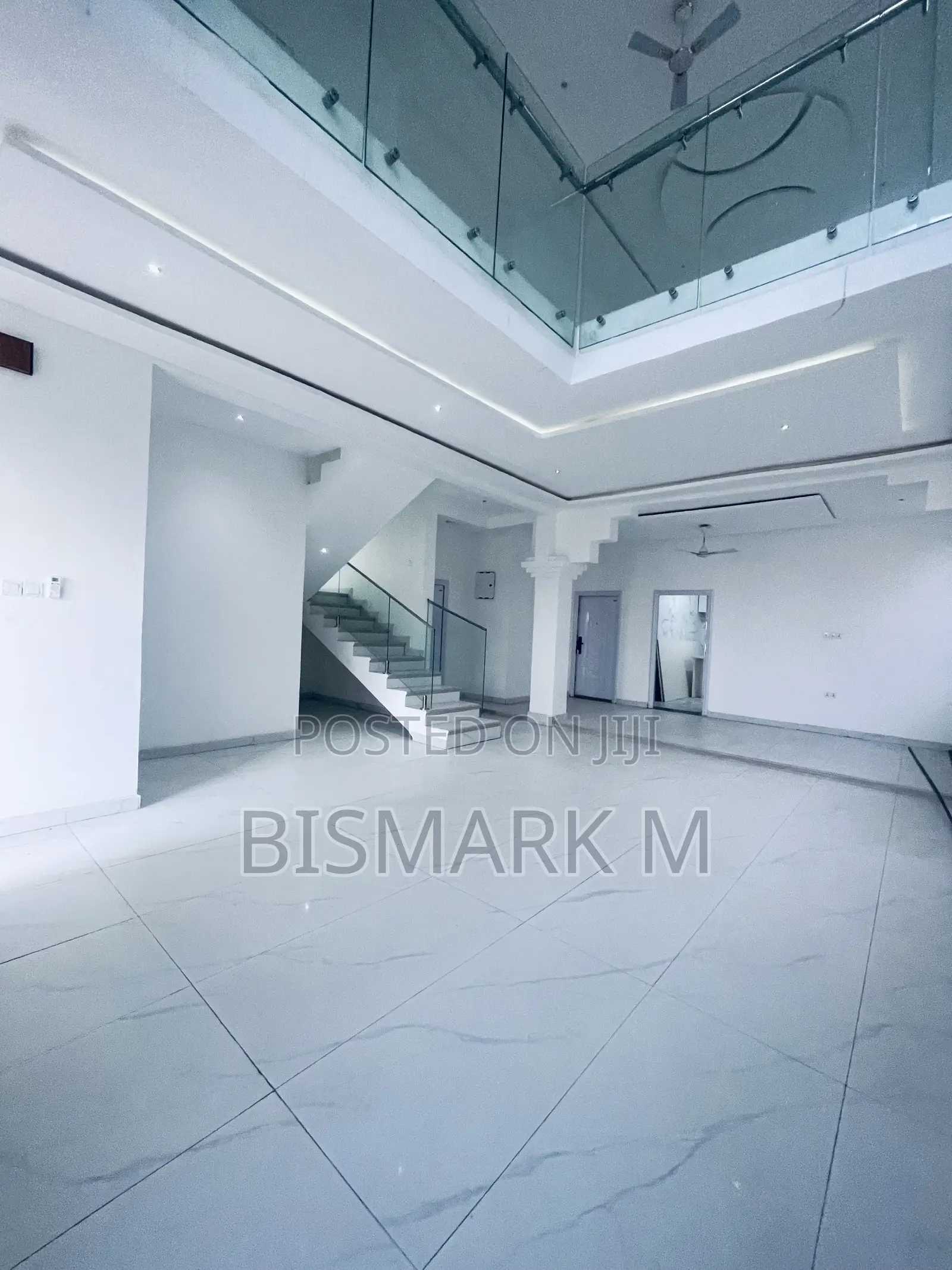 4bdrm House in Lakeside Estate, Ashaley Botwe for rent