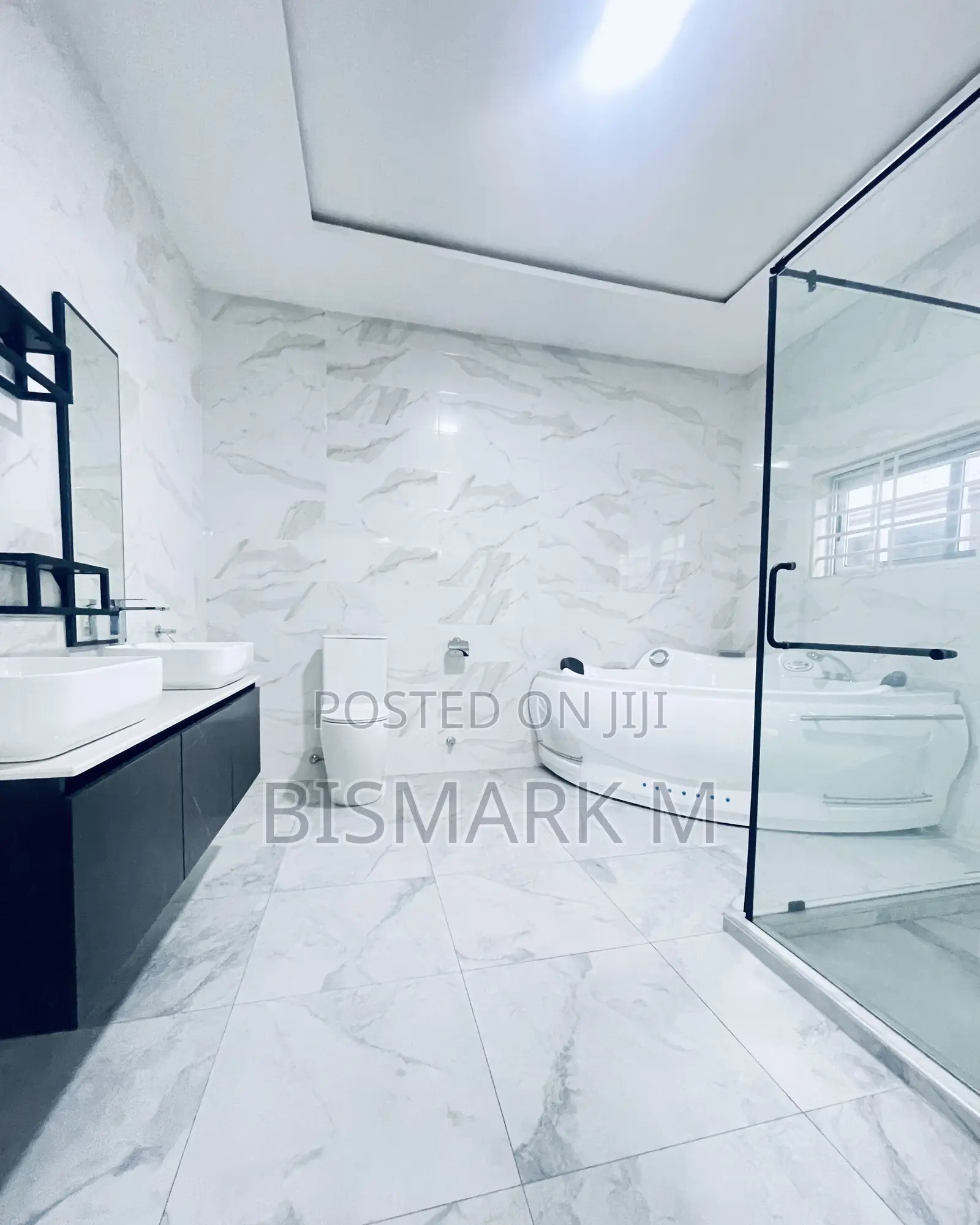4bdrm House in Lakeside Estate, Ashaley Botwe for rent