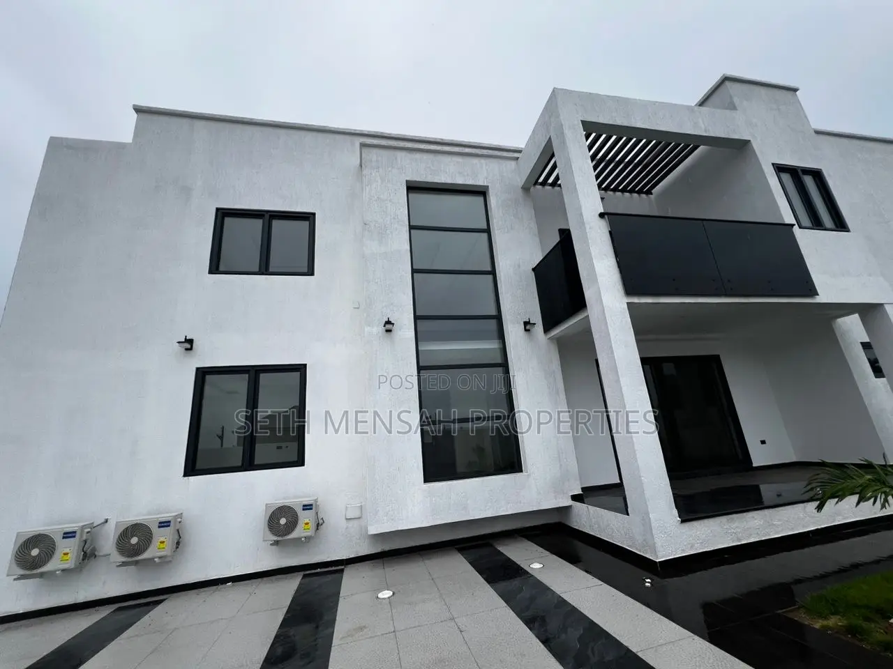 5bdrm House in 5  Bedroom House For for sale