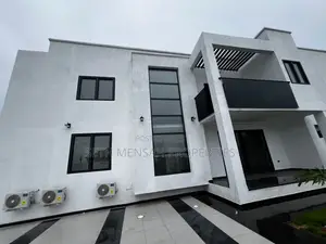 5bdrm House in 5  Bedroom House For for sale