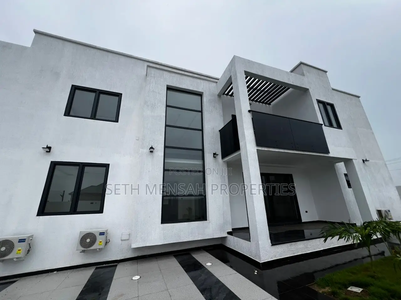 5bdrm House in 5  Bedroom House For for sale