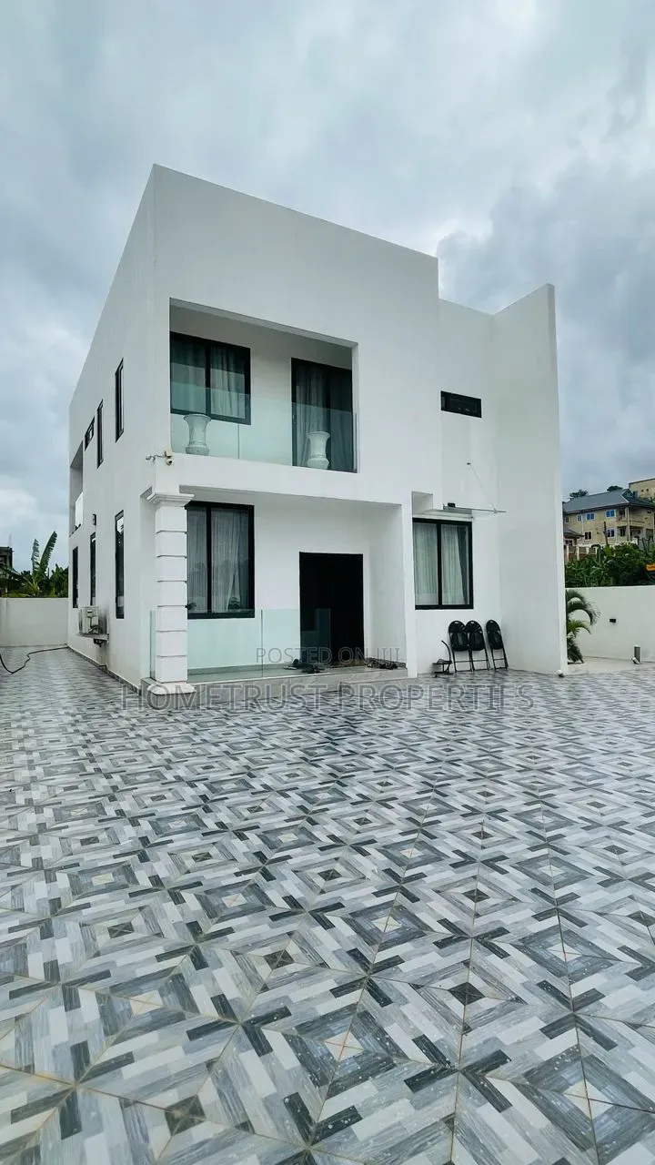 3bdrm Duplex in Amasaman Katapor for sale