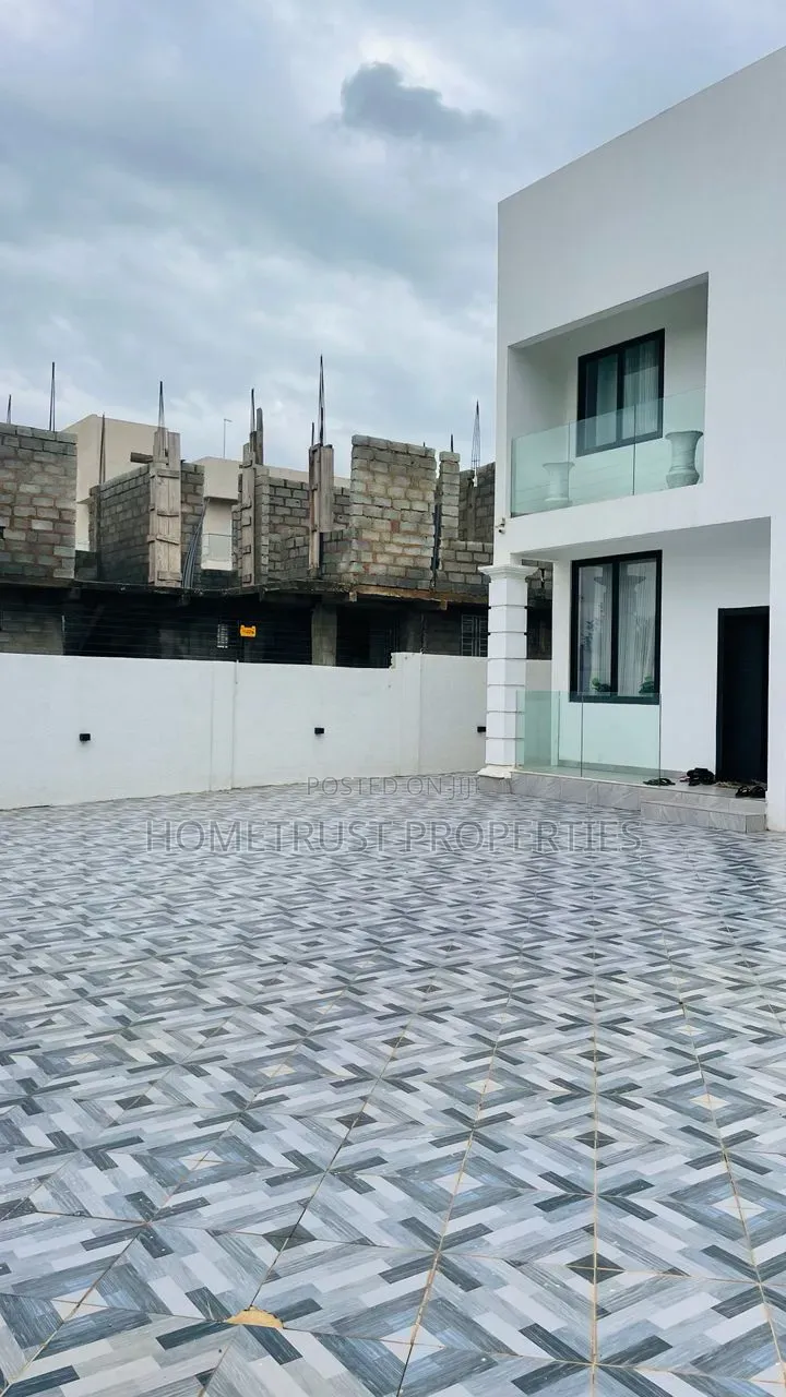 3bdrm Duplex in Amasaman Katapor for sale