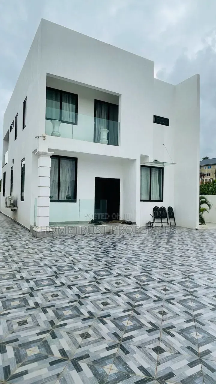 3bdrm Duplex in Amasaman Katapor for sale