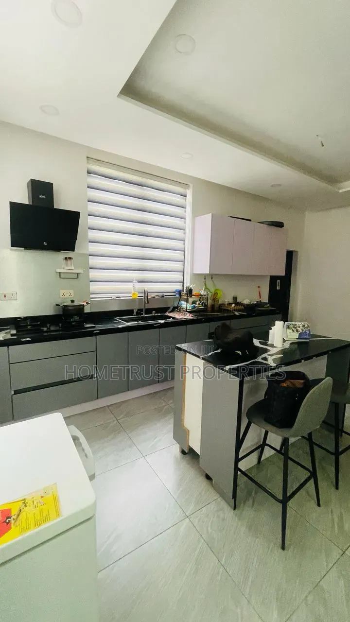3bdrm Duplex in Amasaman Katapor for sale