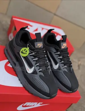 Nike Baillie Authentic Sneaker