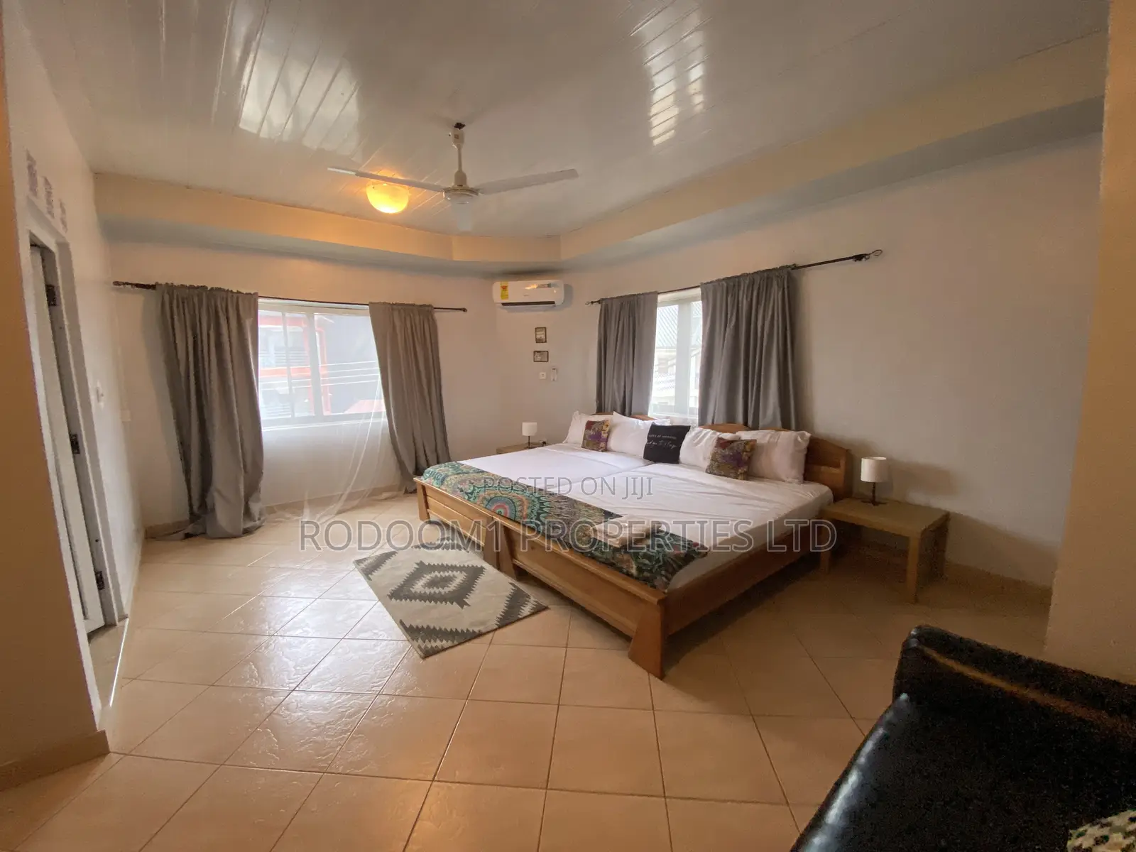 Fully Furnished Executive 3 Bedrooms Apartments at Tesano for Short Stay