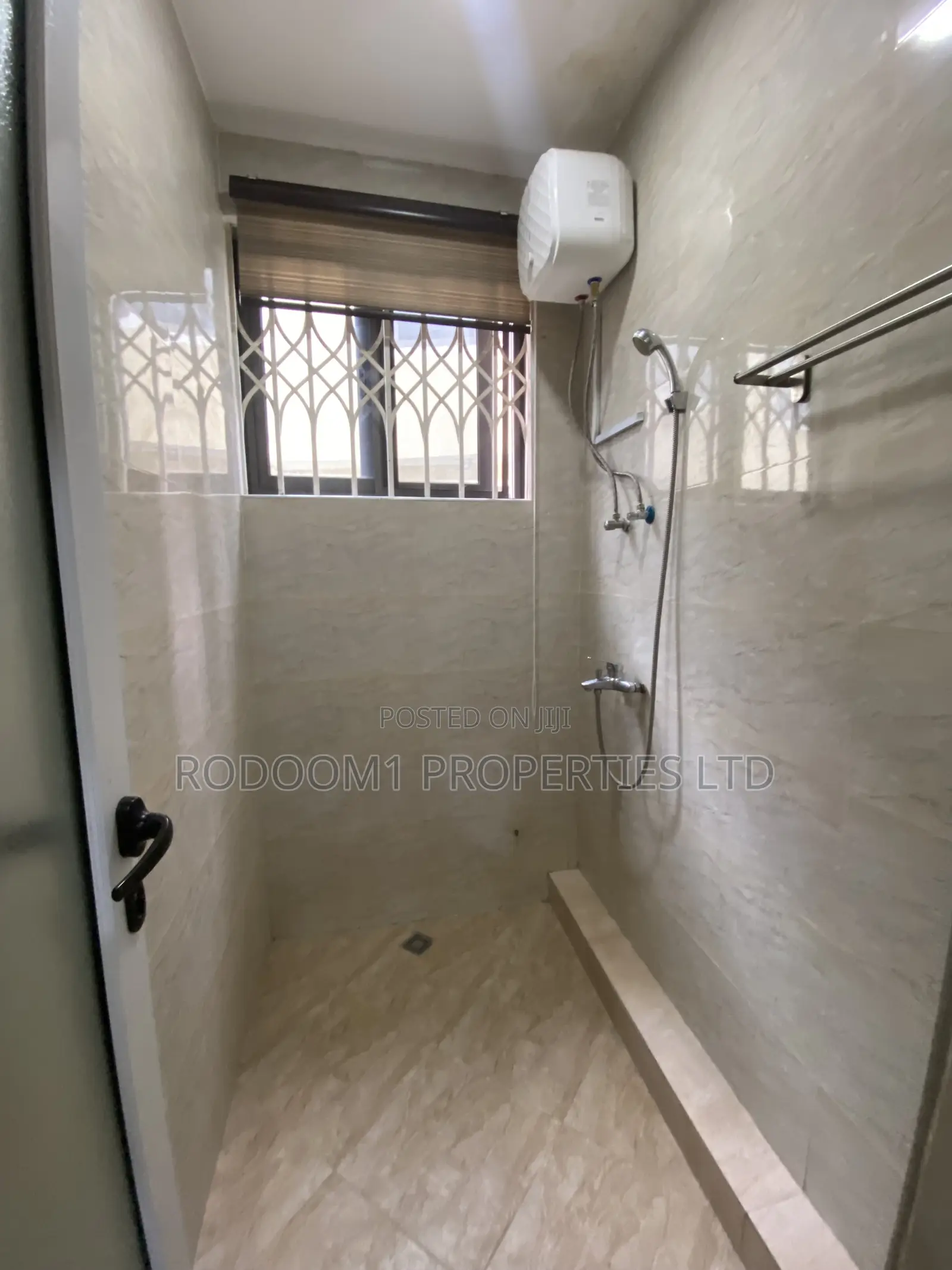 Fully Furnished Executive 3 Bedrooms Apartments at Tesano for Short Stay