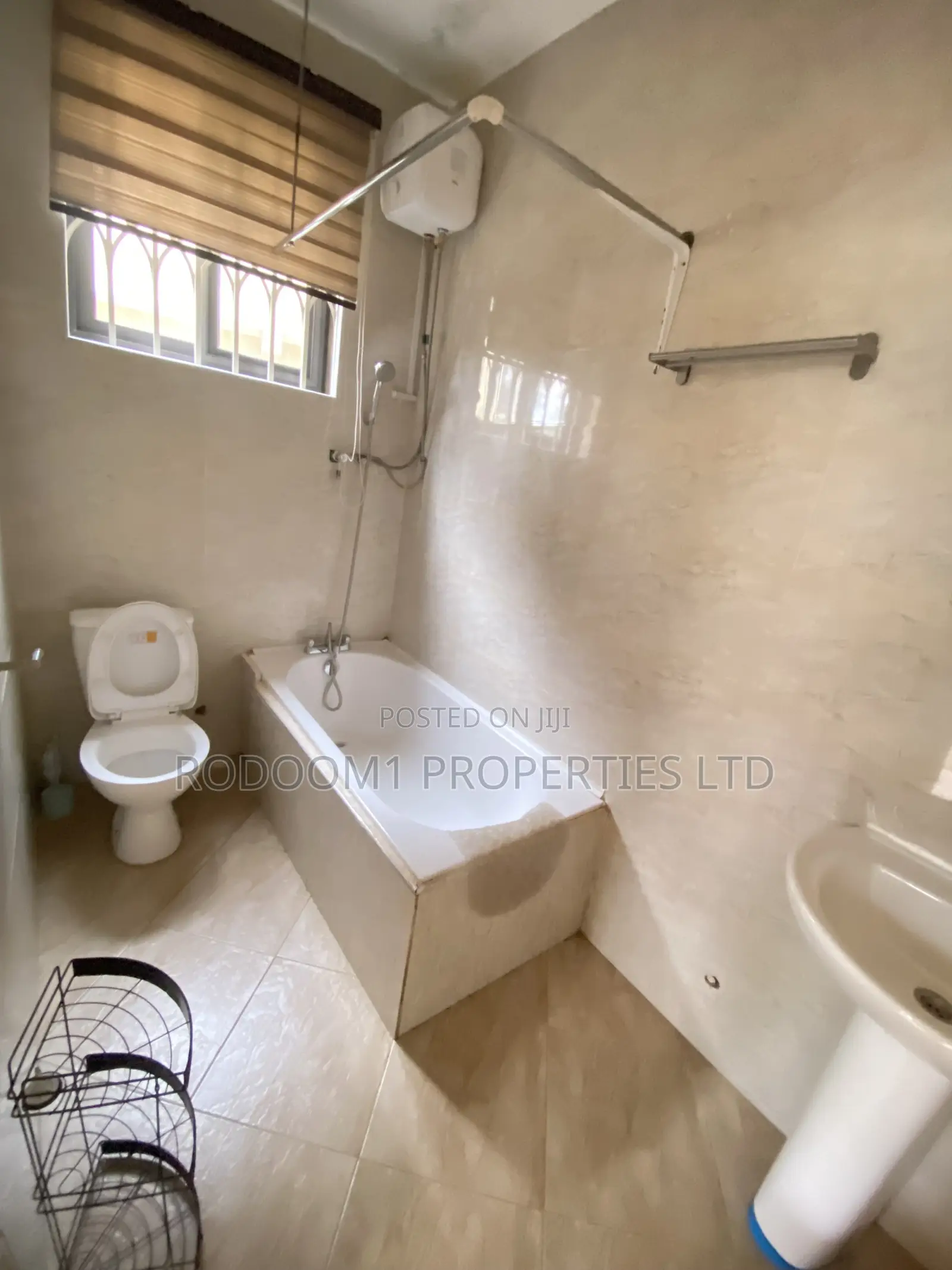 Fully Furnished Executive 3 Bedrooms Apartments at Tesano for Short Stay