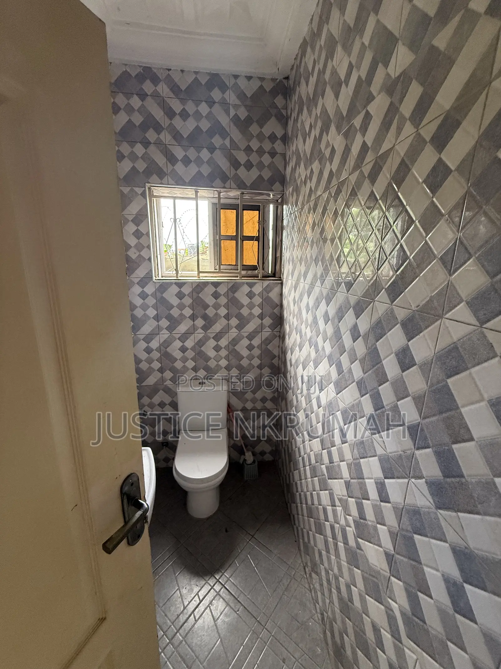 4bdrm Apartment in Mr Justice Estates, West Hills Mall Area for rent