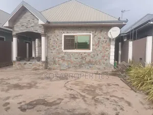 3bdrm House in Kasoa Fanmilk, Budumburam for sale