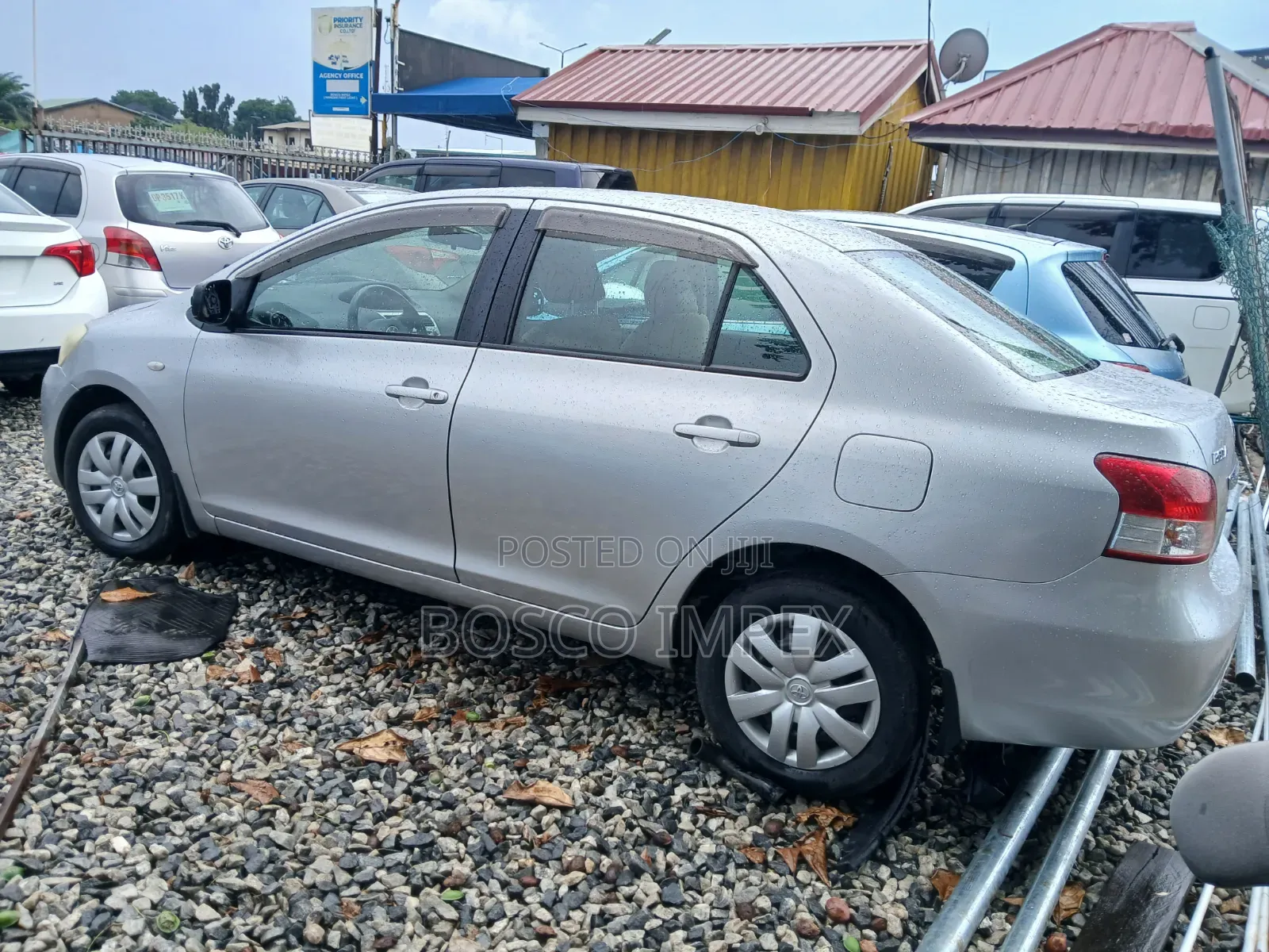 Toyota Belta 2012 Silver