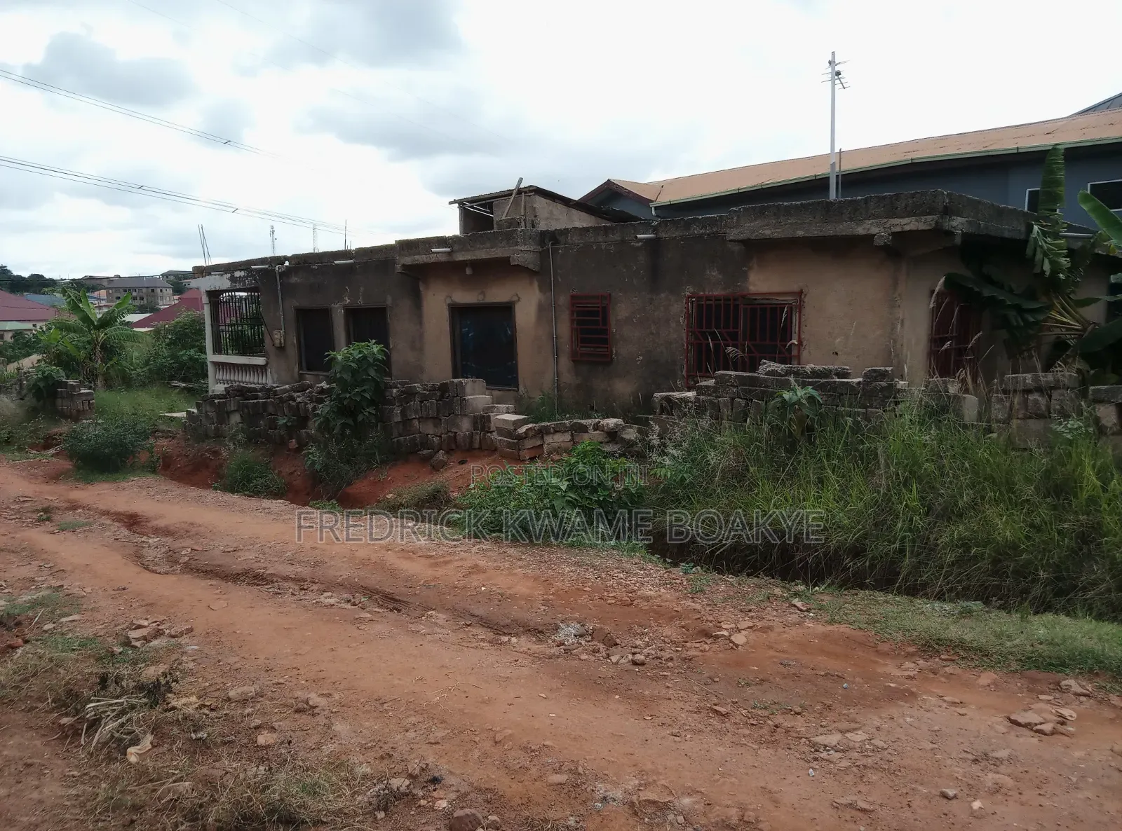 4bdrm House in Brother K Estate, Kumasi Metropolitan for sale