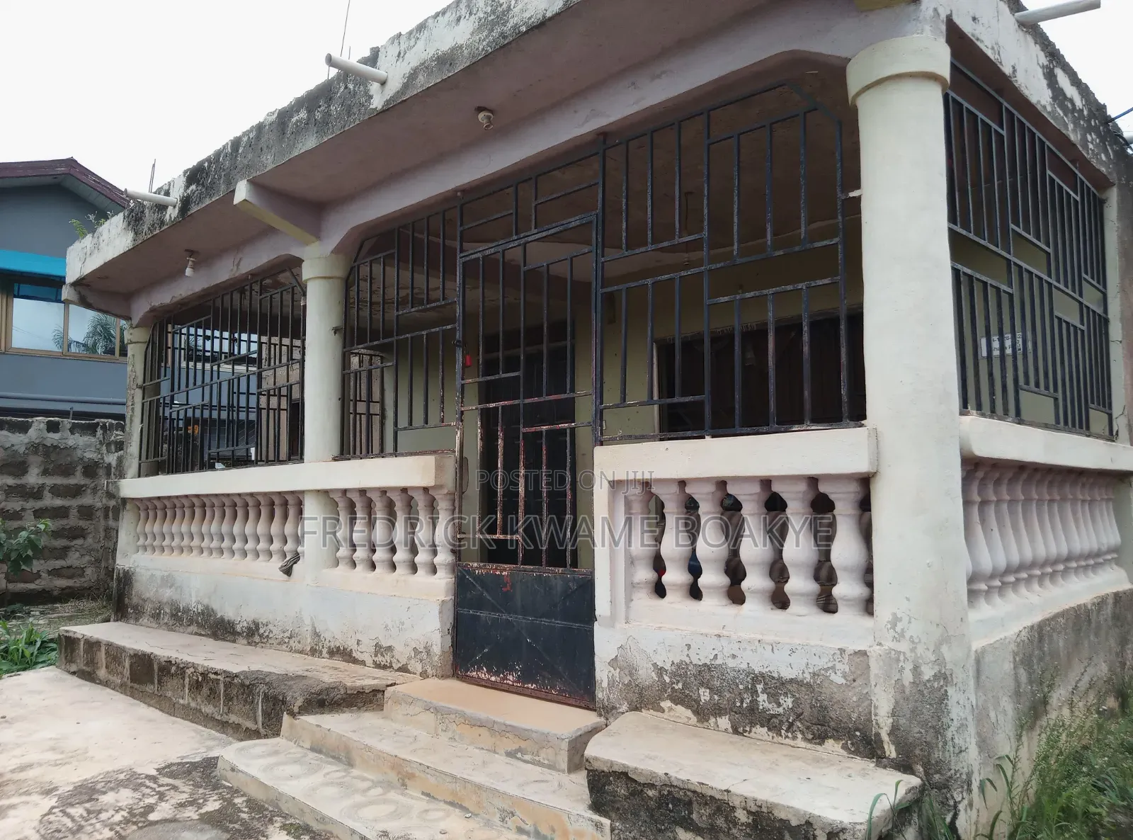 4bdrm House in Brother K Estate, Kumasi Metropolitan for sale