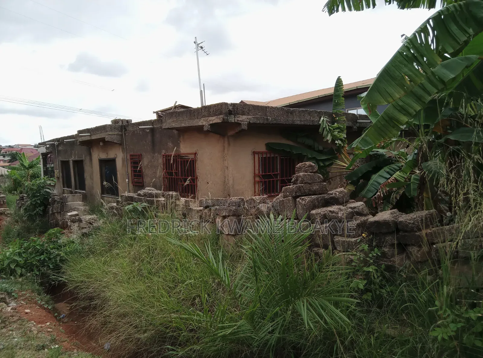 4bdrm House in Brother K Estate, Kumasi Metropolitan for sale