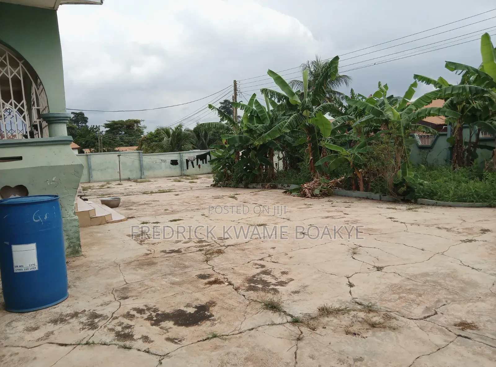 6bdrm House in Brother K Estate, Kumasi Metropolitan for sale