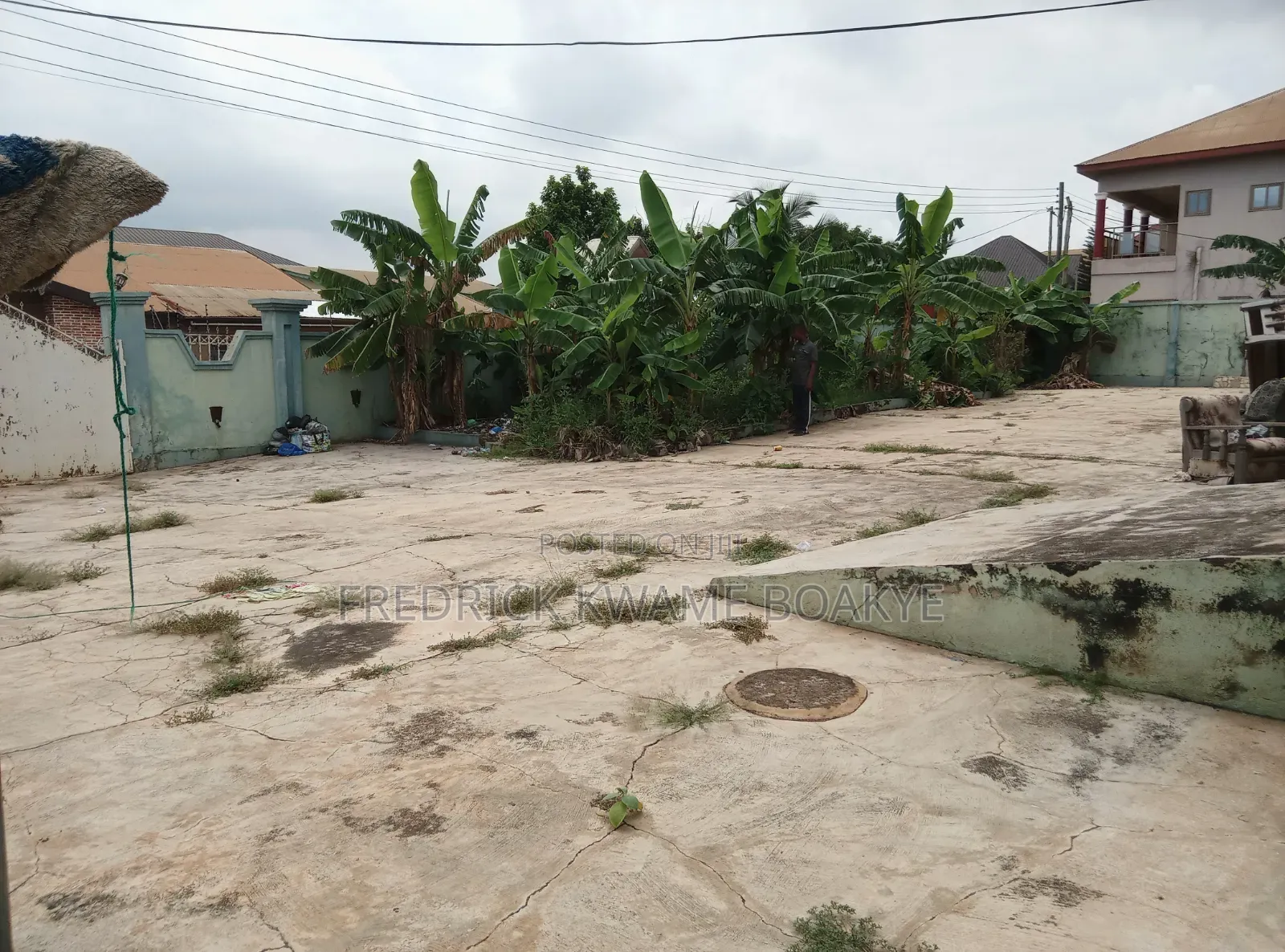 6bdrm House in Brother K Estate, Kumasi Metropolitan for sale