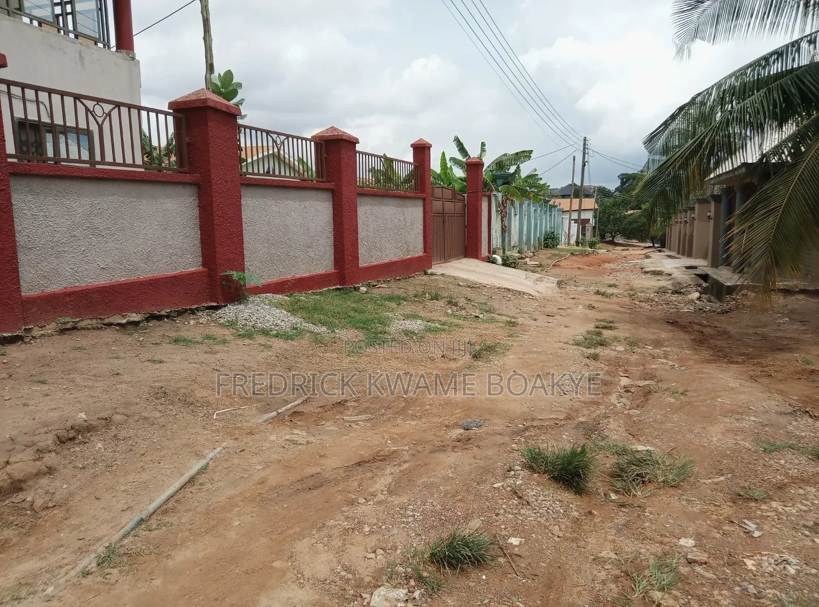 6bdrm House in Brother K Estate, Kumasi Metropolitan for sale