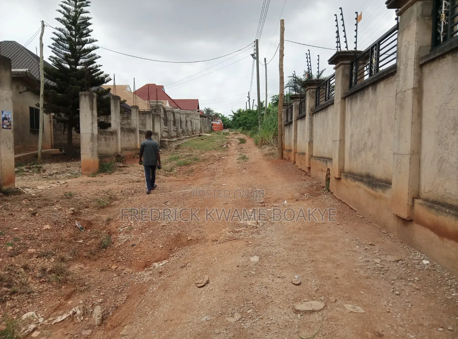 6bdrm House in Brother K Estate, Kumasi Metropolitan for sale