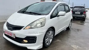 Honda Fit Automatic 2011 White