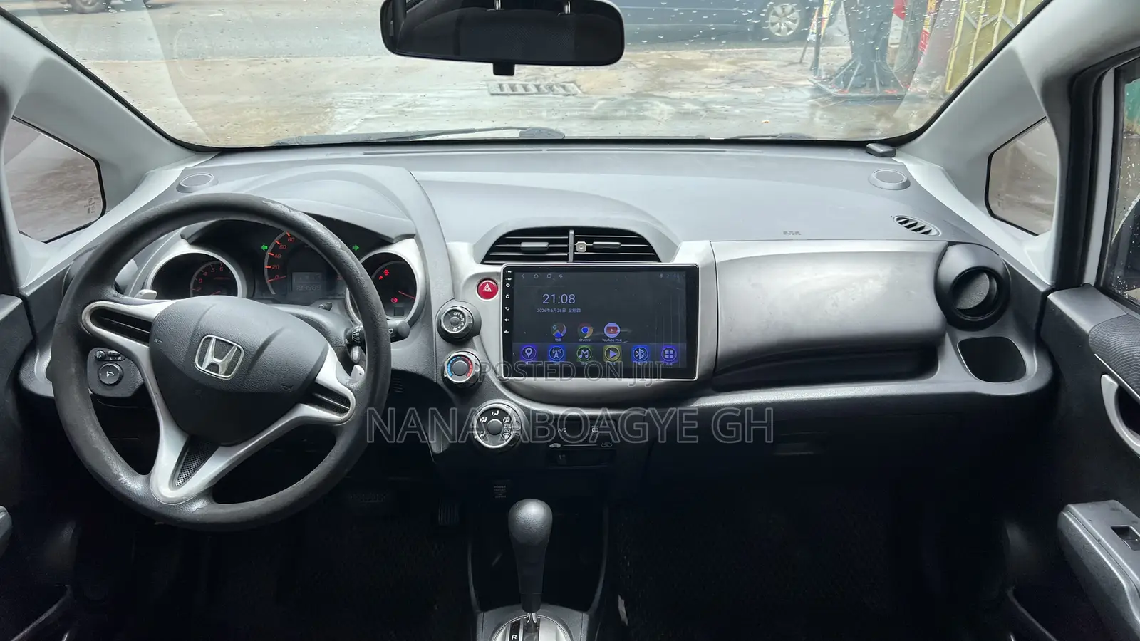 Honda Fit Automatic 2011 White