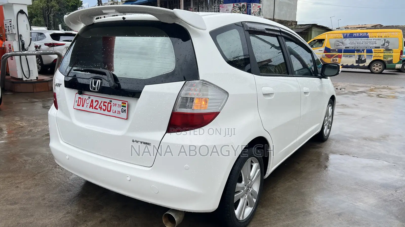 Honda Fit Automatic 2011 White