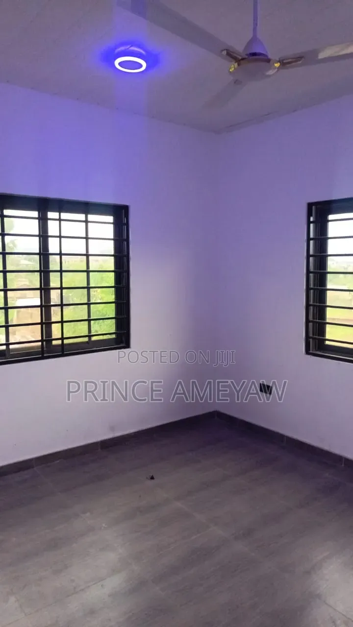 Furnished 4bdrm Apartment in Sarpeiman New Canada, Amasaman for sale