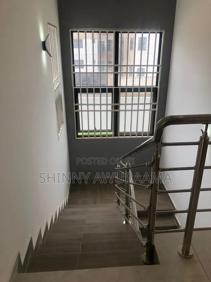4bdrm House in East Legon American for rent