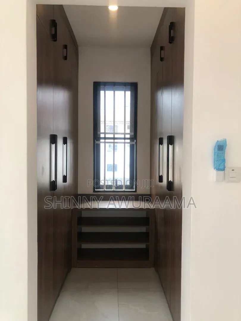 4bdrm House in East Legon American for rent